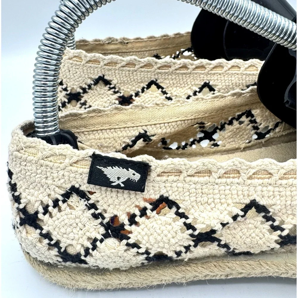 Rocket Dog Crochet Espadrille Flats Womens 7.5 Cream Black Slip On Boho Shoes